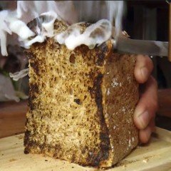 Somebody Invented a “Toaster Knife” and it Actually Works!